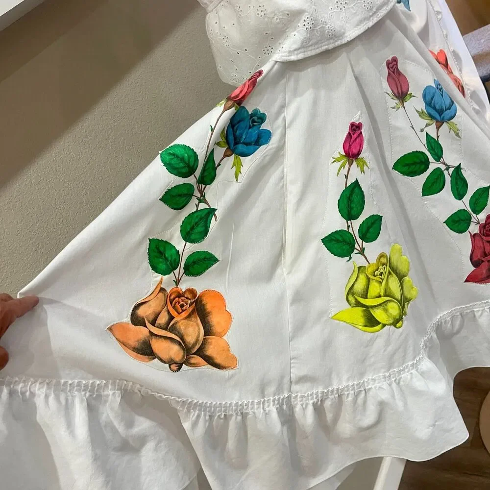 Handmade upcycled White Full Circle Skirt Hand Painted Rose Appliqués, One Size - Picture 6 of 7